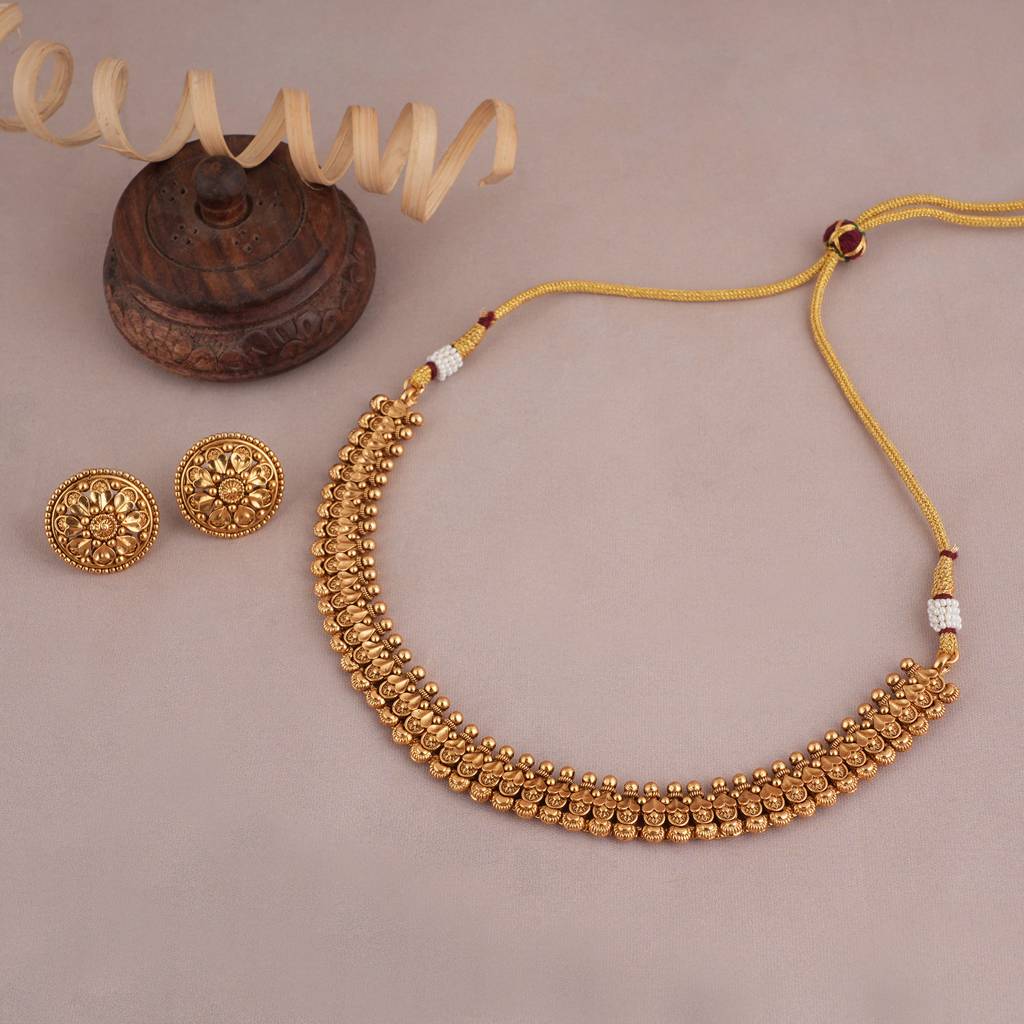 Plain Antique Gold Necklace Set With Stud Earring : SJ007