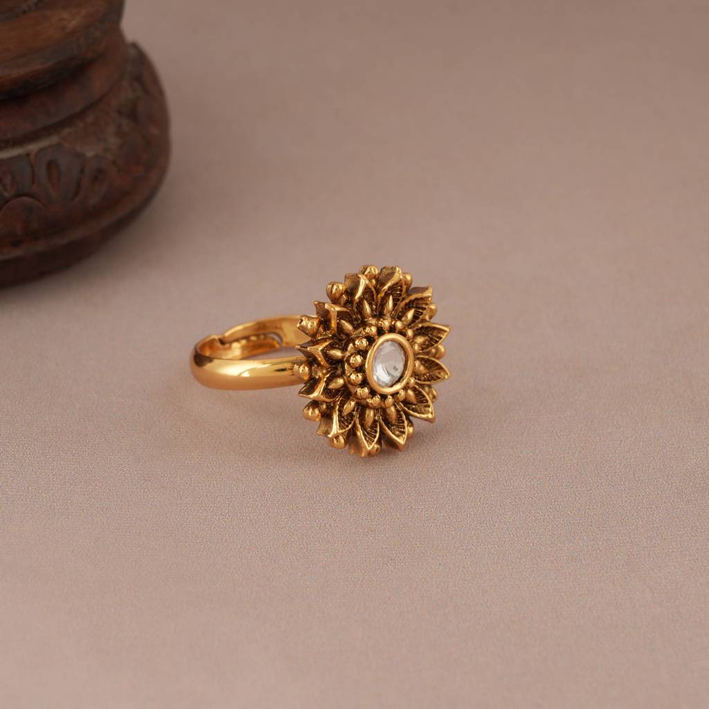 Cute Floral Antique Gold Kundan Adjustable Finger Ring : SJ047