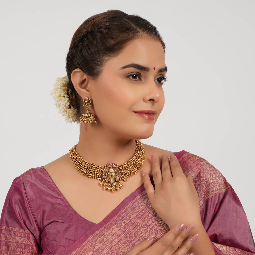 Amazing Antique Gold Finish Lord Ganesha Choker Set With Jhumka Earring I Temple Jewellery : SJ012