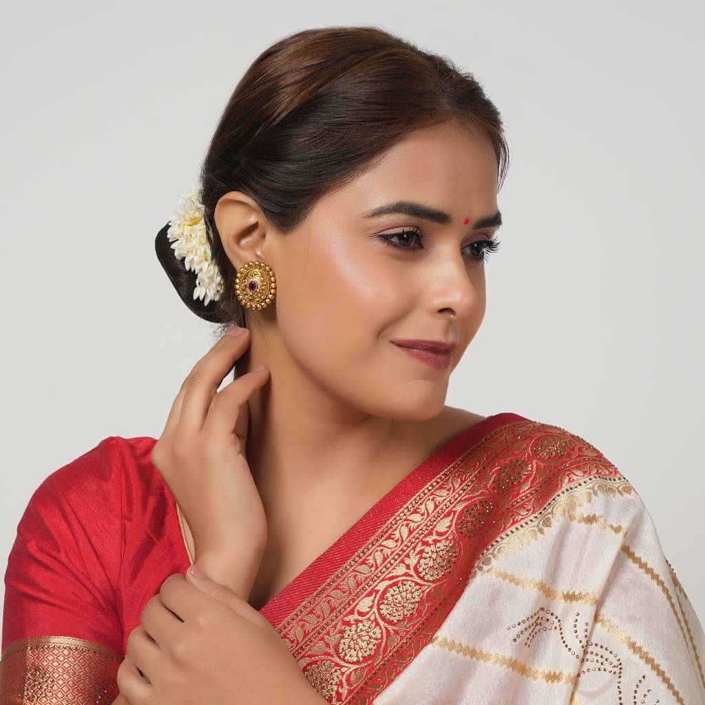 Cute Antique Gold Finish Floral Oval Shaped Ruby Stone Stud : SJ041