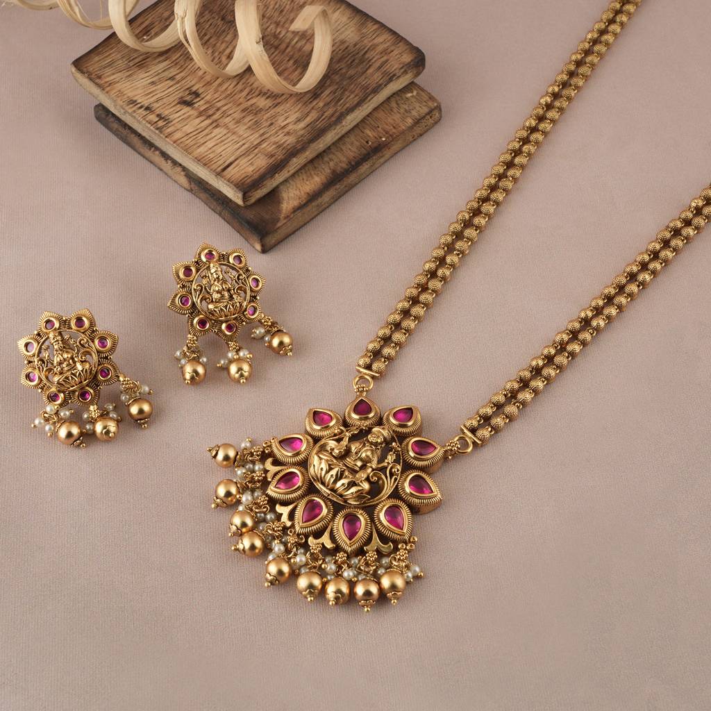 Long Antique Gold Plated Maa Lakshmi Stone Necklace For Women I Temple Jewelleryâ : SJ021