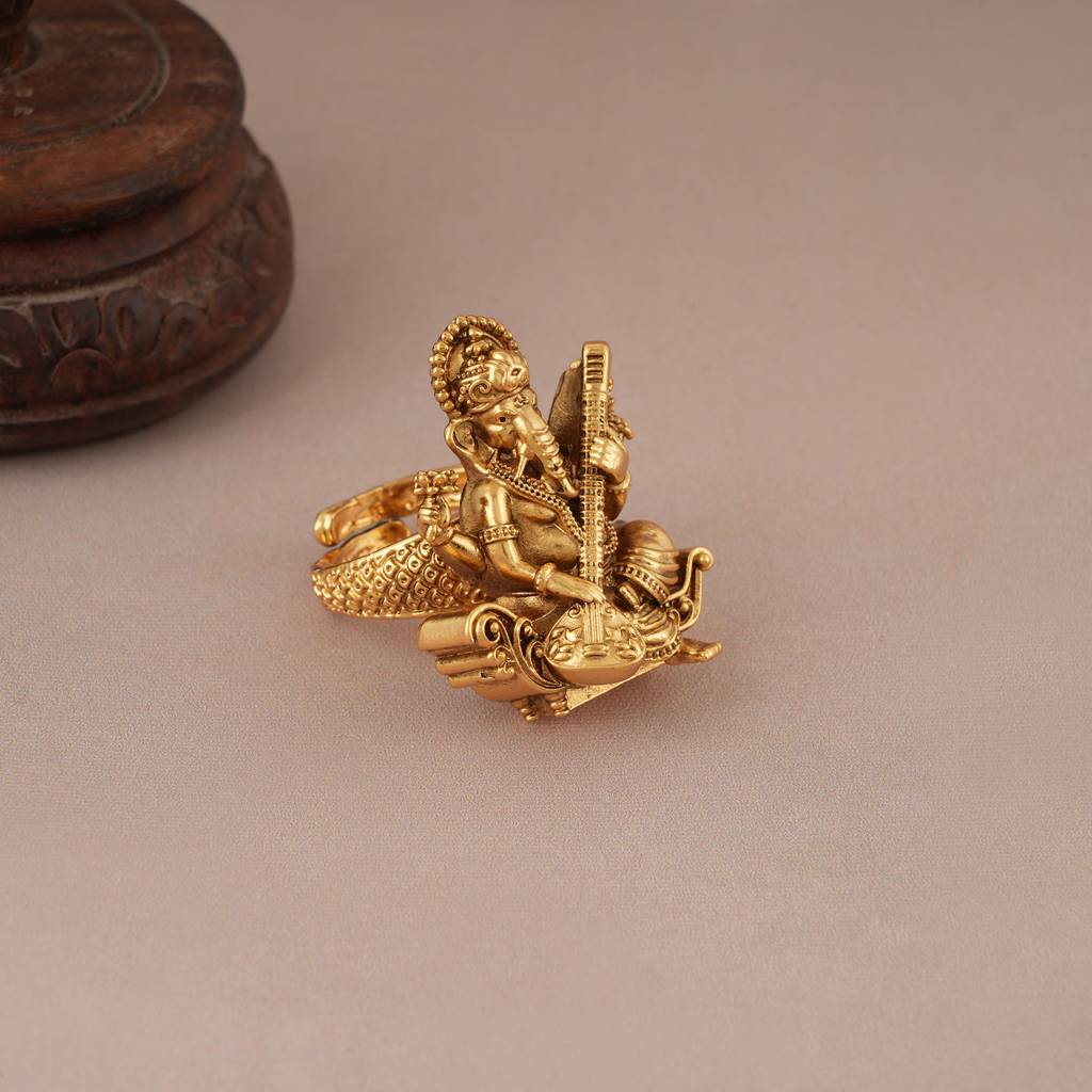 Stunning Antique Gold Ganesh Maharaj Finger Ring : SJ048