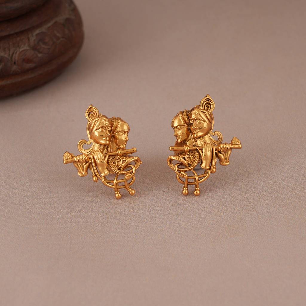 Stunning Antique Gold Plain Radha Krishna Pendant Set : SJ057