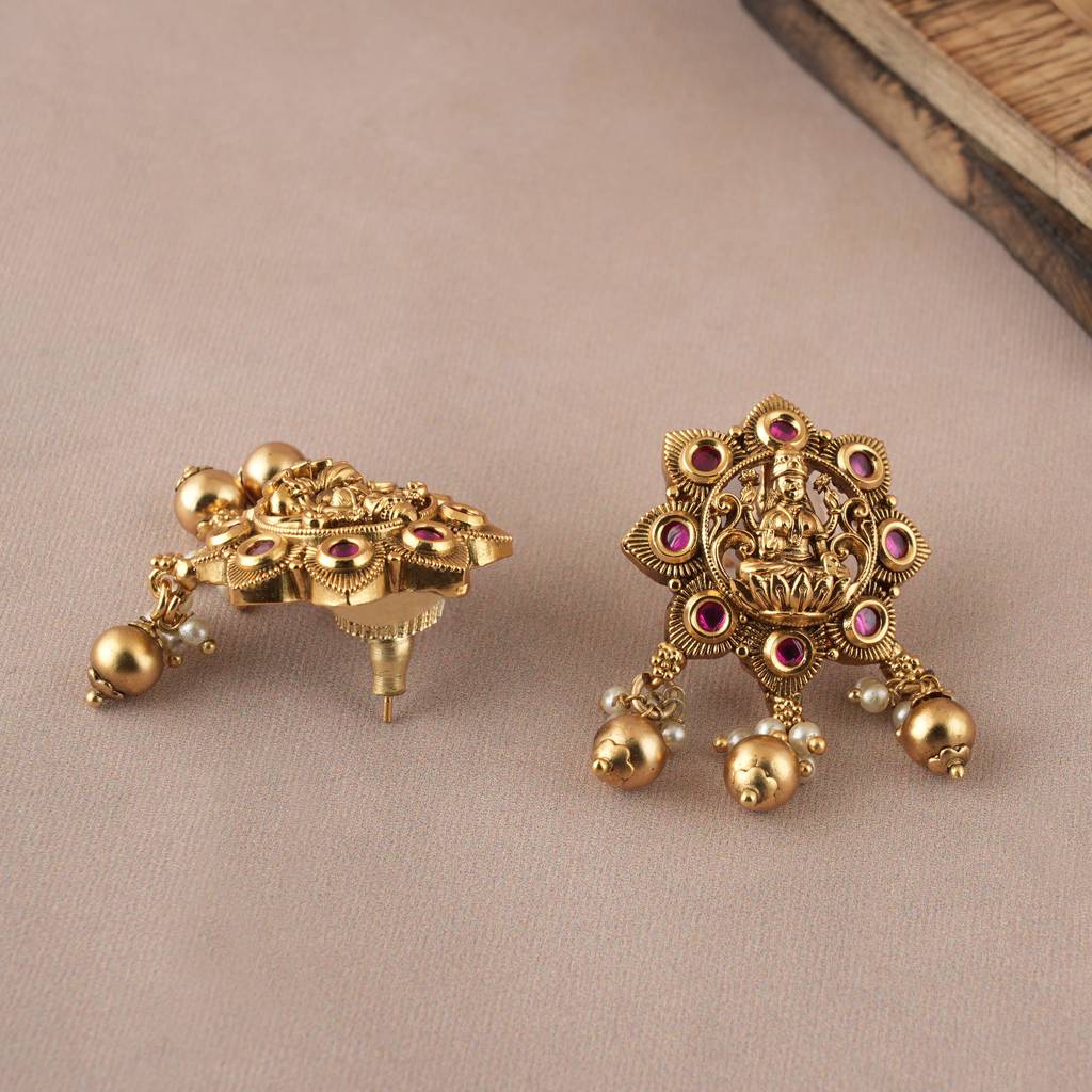 Long Antique Gold Plated Maa Lakshmi Stone Necklace For Women I Temple Jewelleryâ : SJ021