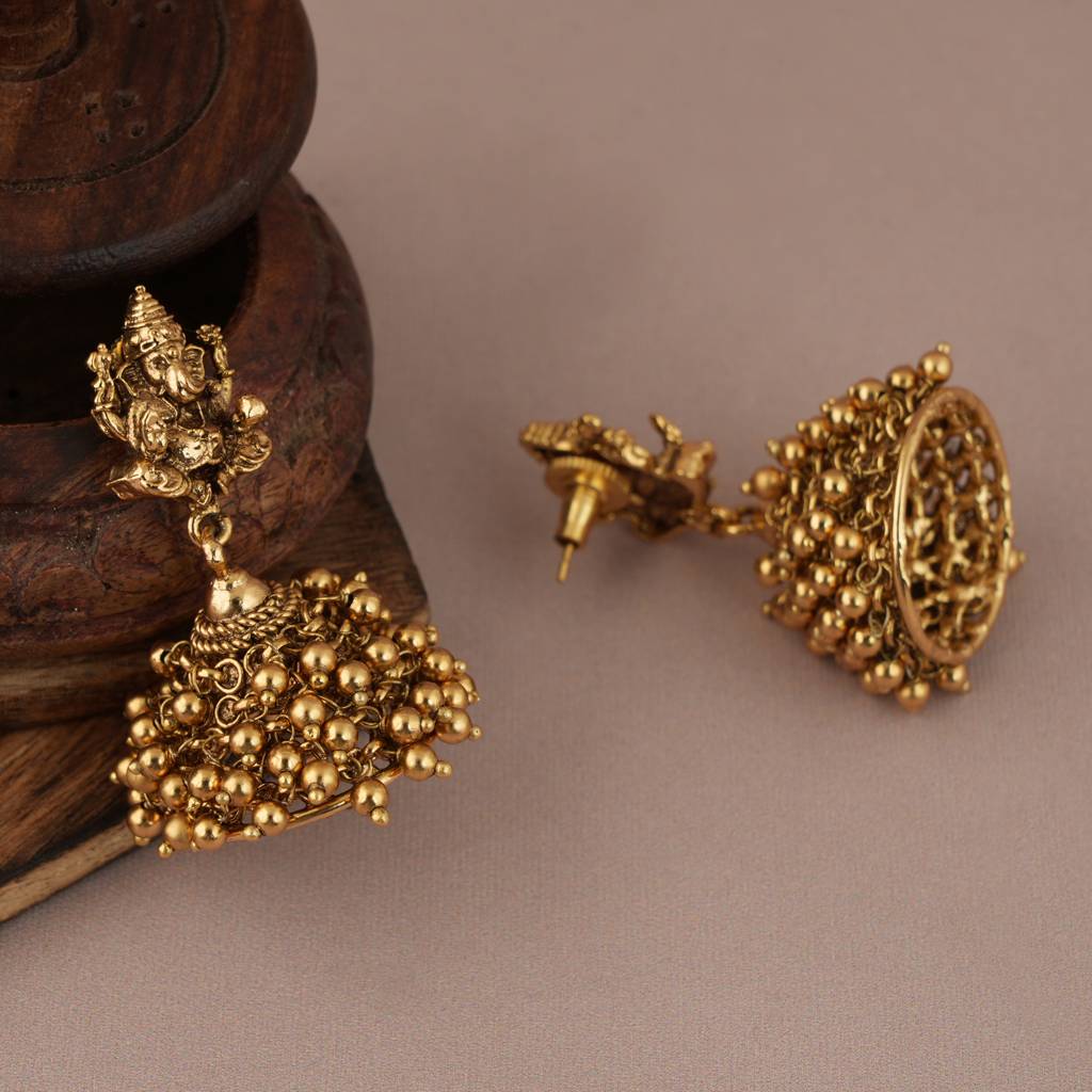 Amazing Antique Gold Finish Lord Ganesha Choker Set With Jhumka Earring I Temple Jewellery : SJ012