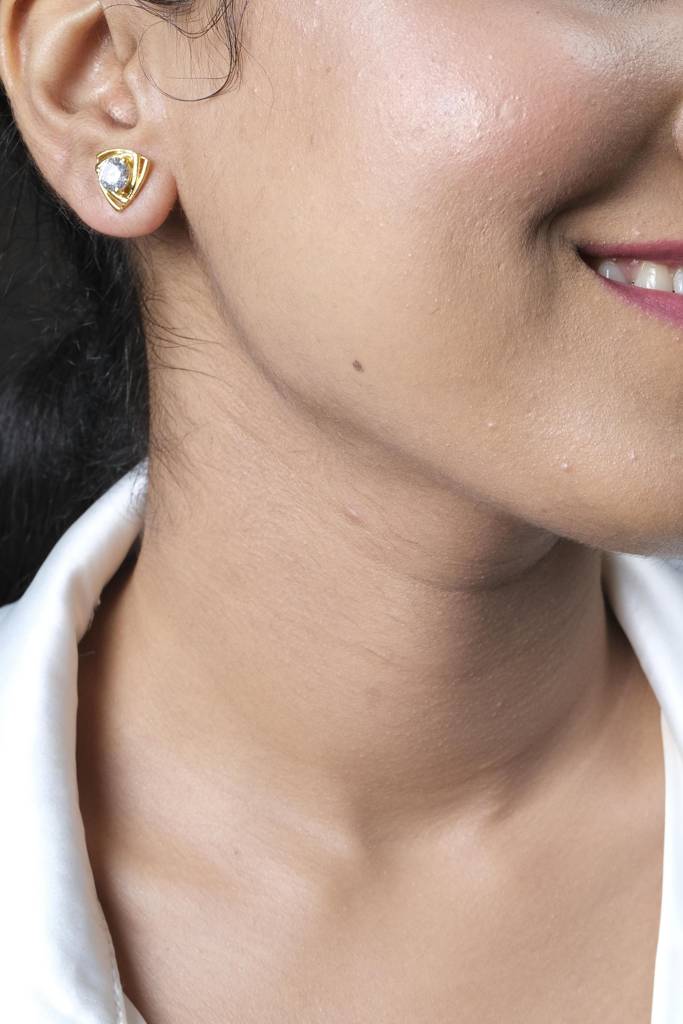 Triangle Solitaire Earrings : CS70