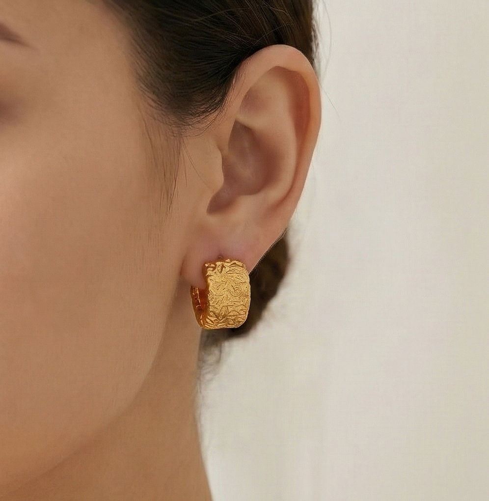 925 Sterling Silver Textured Huggie Hoop Earrings Gold Plated Contemporary Jewellery : AG06999033