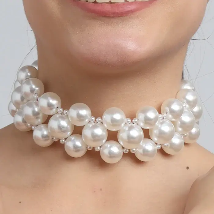 Tfc Bold Pearly Choker Necklace : 20330