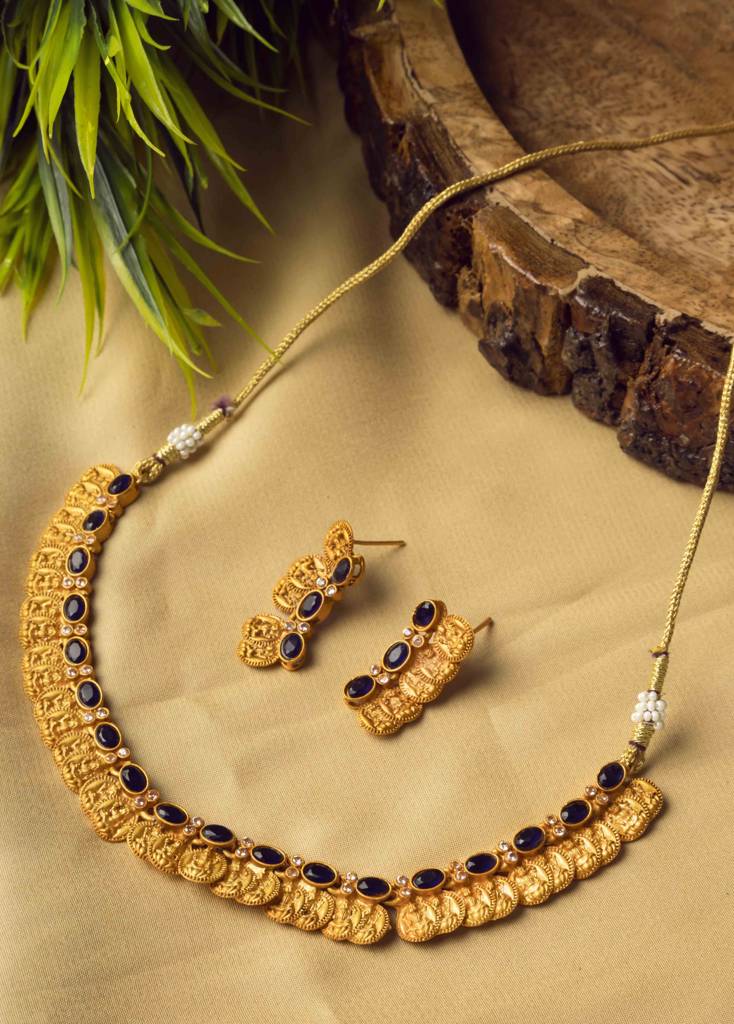 Exquisite Gold-Plated Classy Coin Necklace Set : LaxmicoinBlack