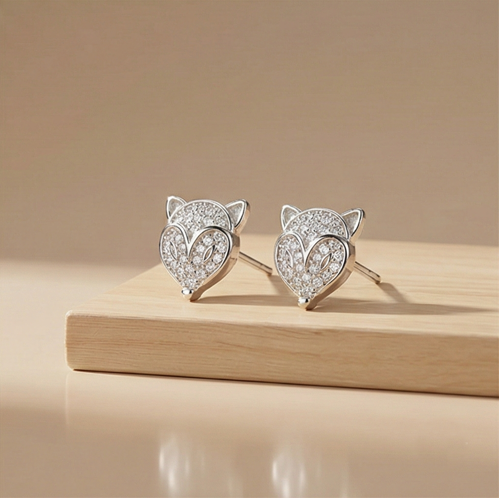 925 Sterling Silver Pave Fox Head Stud Earrings Jewellery For Women : AG05499102