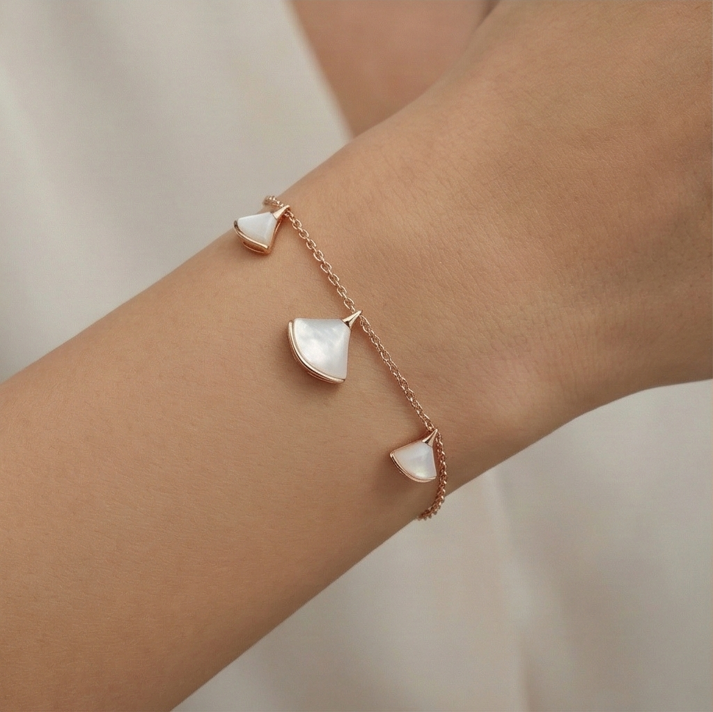 925 Sterling Silver Rose Gold Plated  Mop Fan Shape Charm Bracelet For Women & Girls | Elegant Pearlescent Motif  : AG02979139