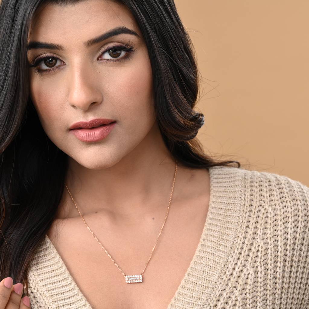 Evelyne Pendant Necklace : SLVR-P-41EvelynePendantNecklace