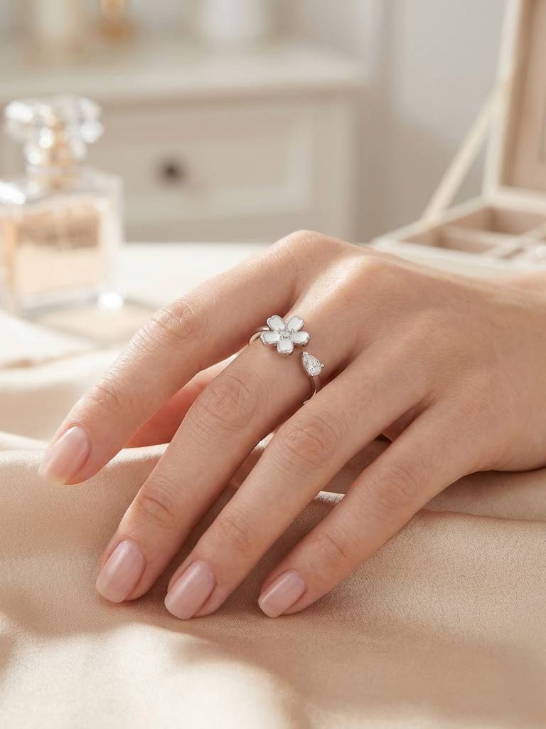925 Pure Silver The Sakura Petal Wrap Ring : LR1309