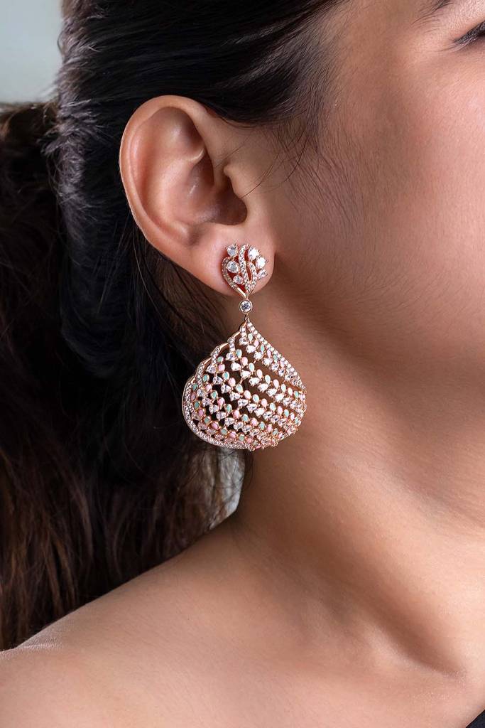 Magnolia Enamel Earrings : 2025122191