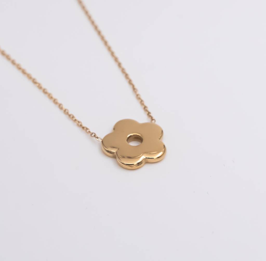 Bloom Pendant Necklace : C2-N18-G
