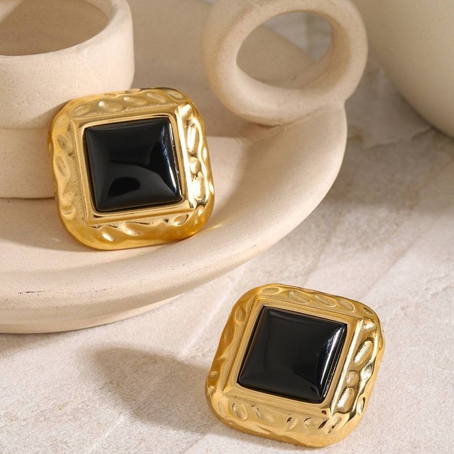 Big Enamel Stud : JD-ER-TG-40