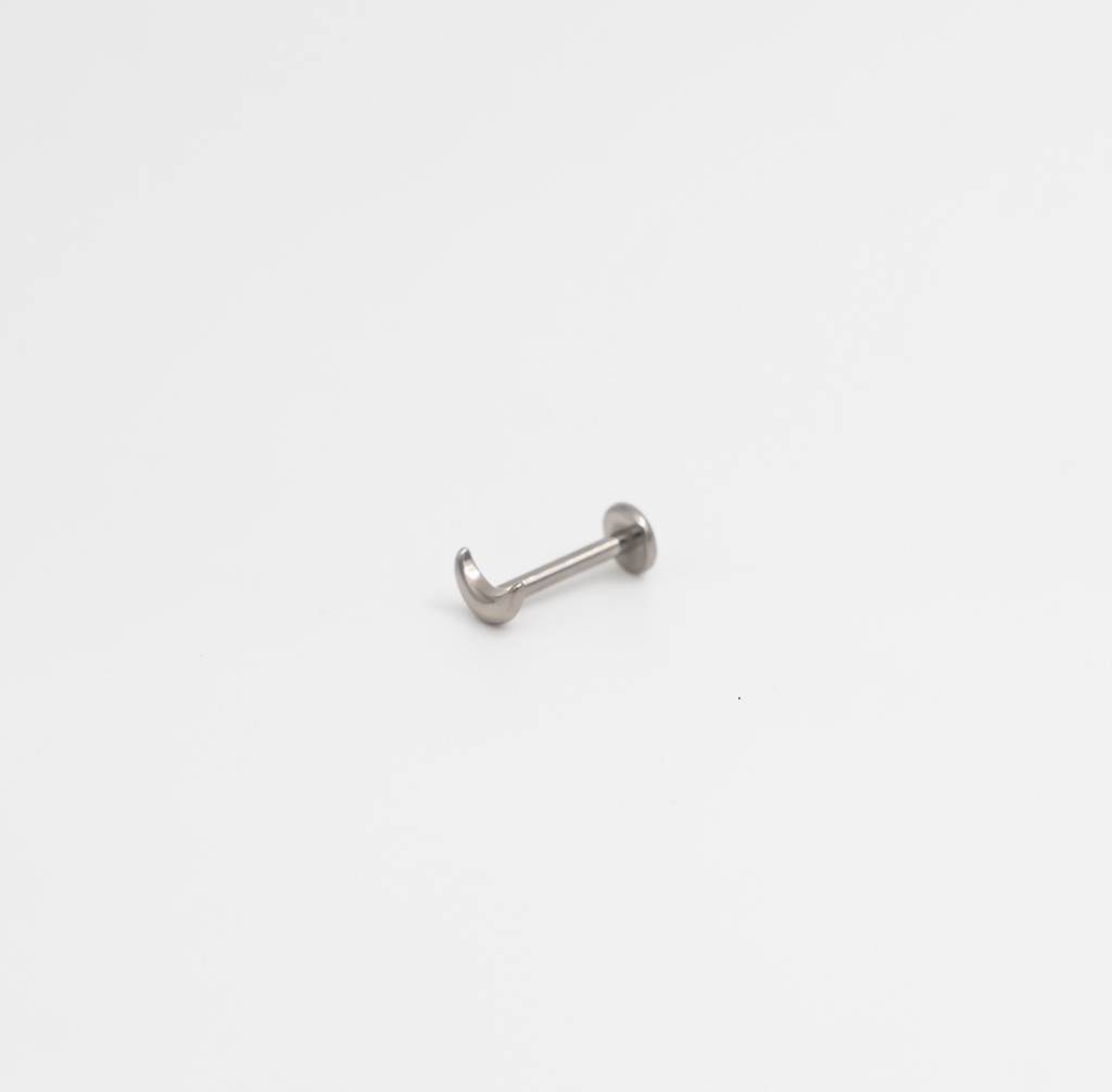 Mini Hook Labret Stud - Silver : C2-ES02