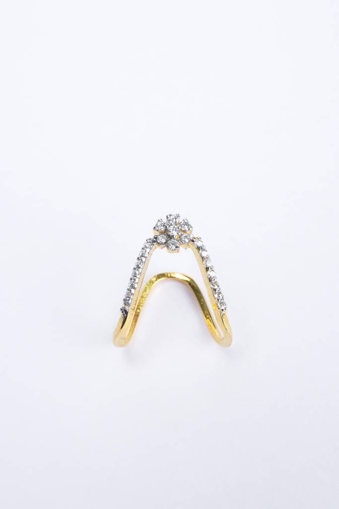 Floral Vanki Ring : CS74