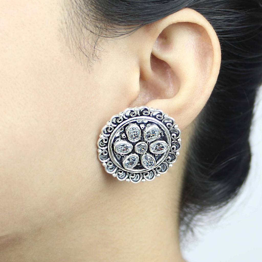 925 Pure Antique Silver Traditional And Classy Studs | Floral Round Studs : TWP1073