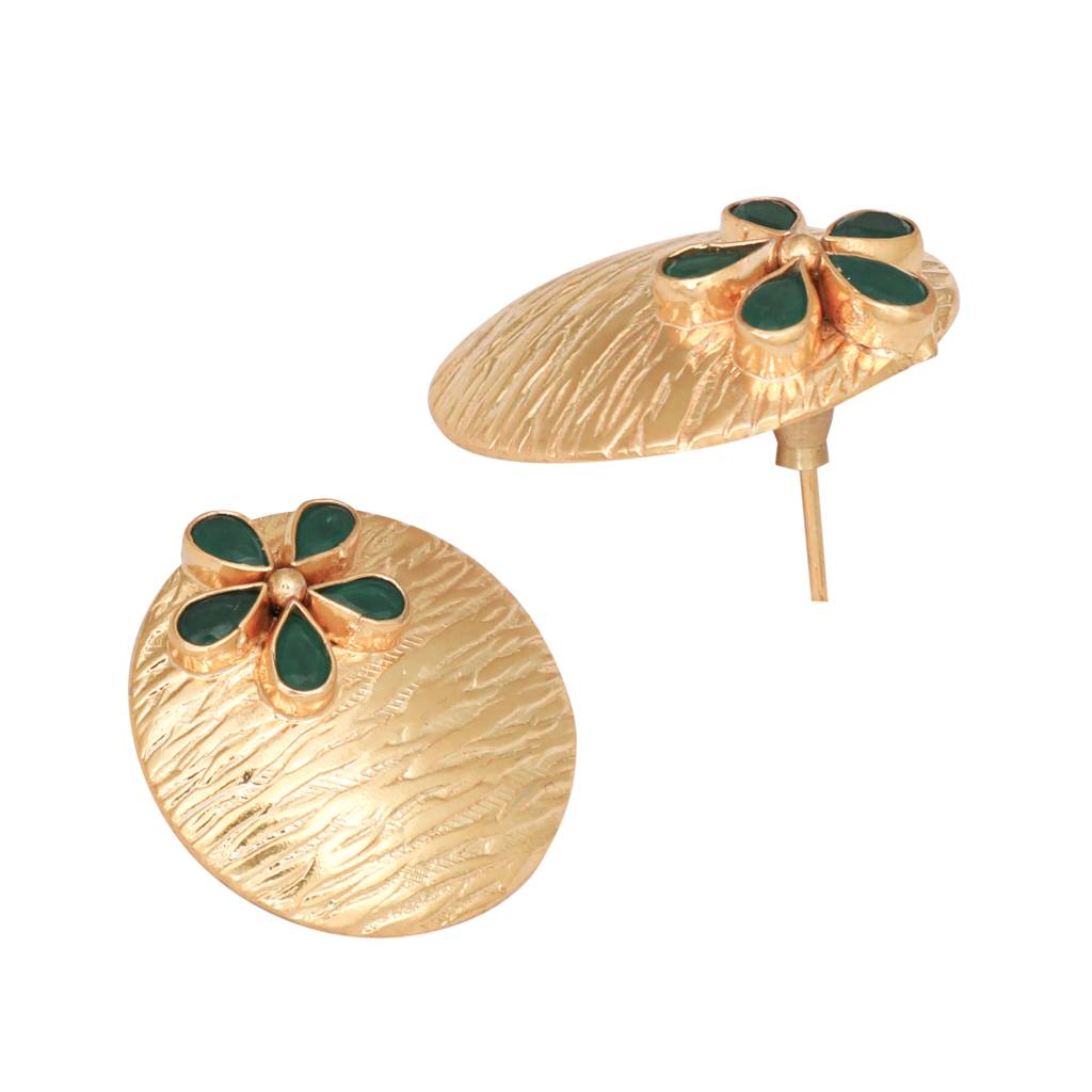 22K Gold-Plated Flower Motif Studs With Green Stones : YI24A0344E
