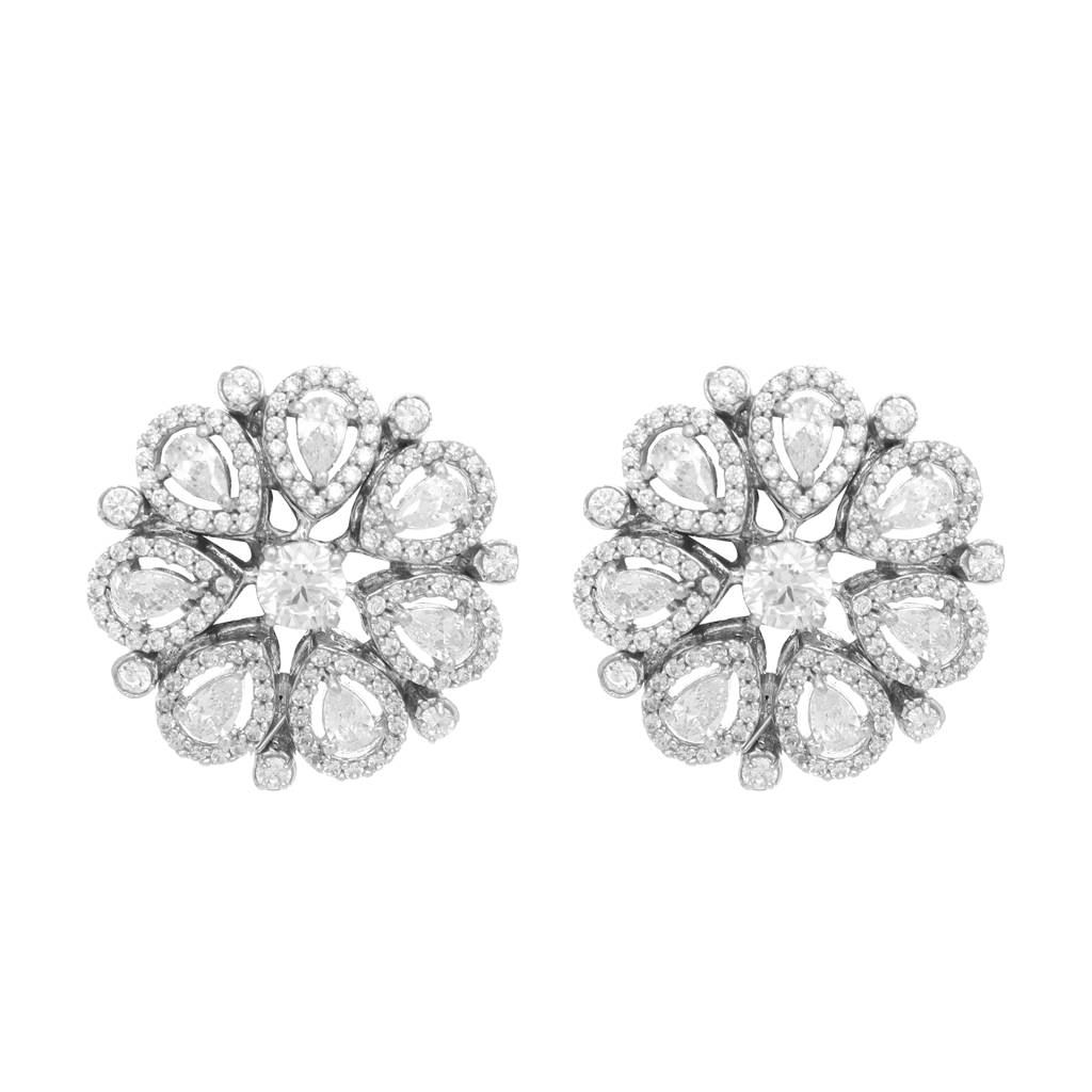 Diamond Edge Studs : YI24A0405E