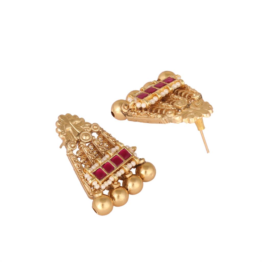 Gold Bling Pink Kundan Stud Earrings : YI24A0495E