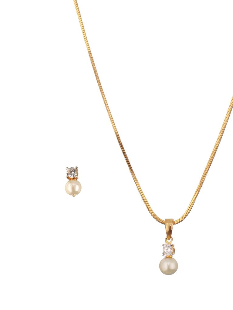 Gold-Plated Ad Studded Pendant With Earrings And Chain : NL-JS24-40403