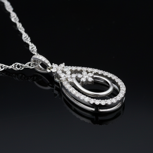 Pure 925 Silver Designer Moissanite Pendant For Women : SYM-0319