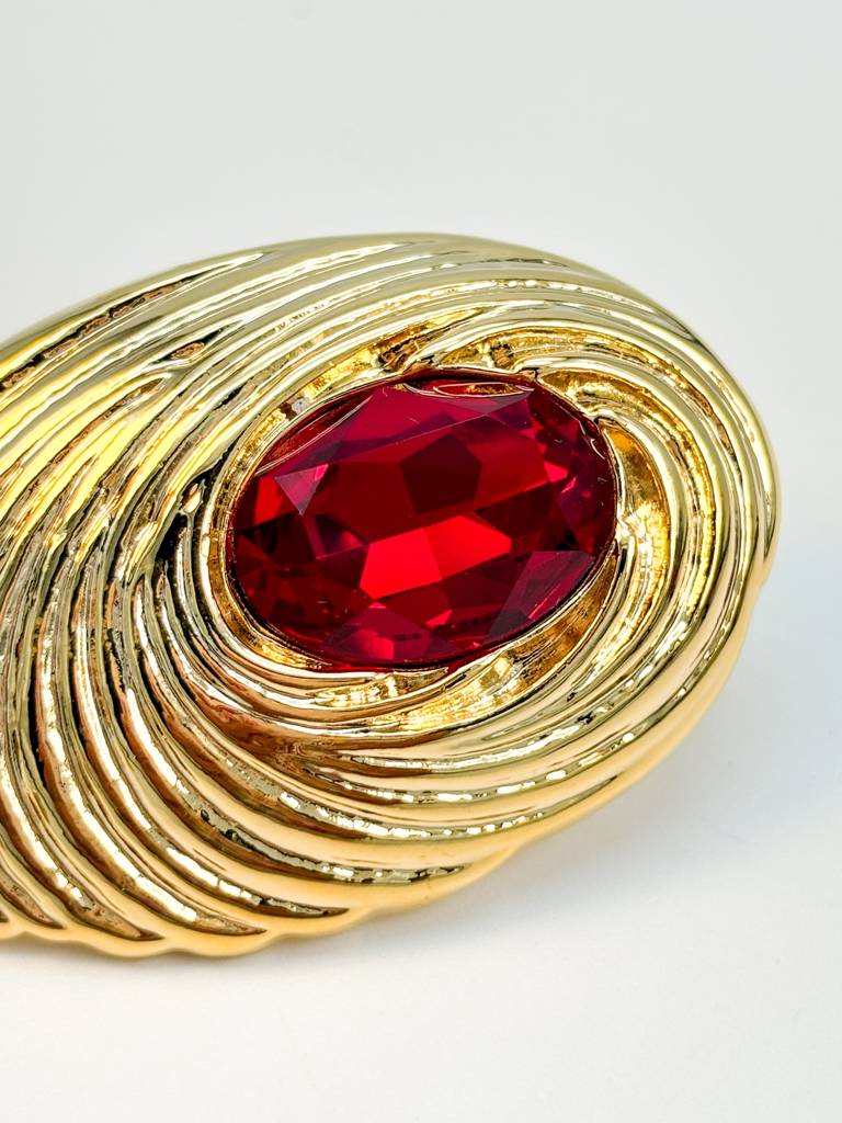 Vintage Charm Red And Gold Shell Earrings : E0028