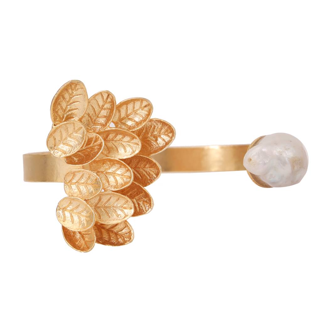 Baroque Adoring Bracelet : GG-3006