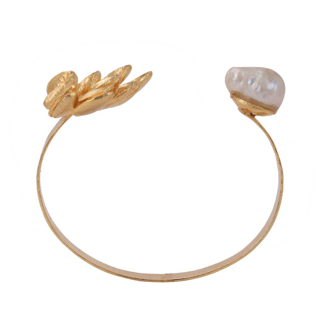 Baroque Adoring Bracelet : GG-3006
