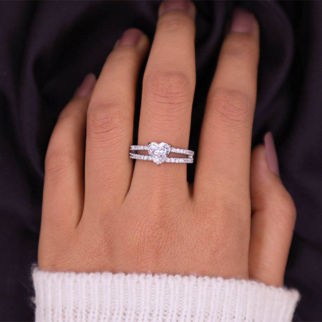 Twinning Heart Silver Adjustable Ring : RG021