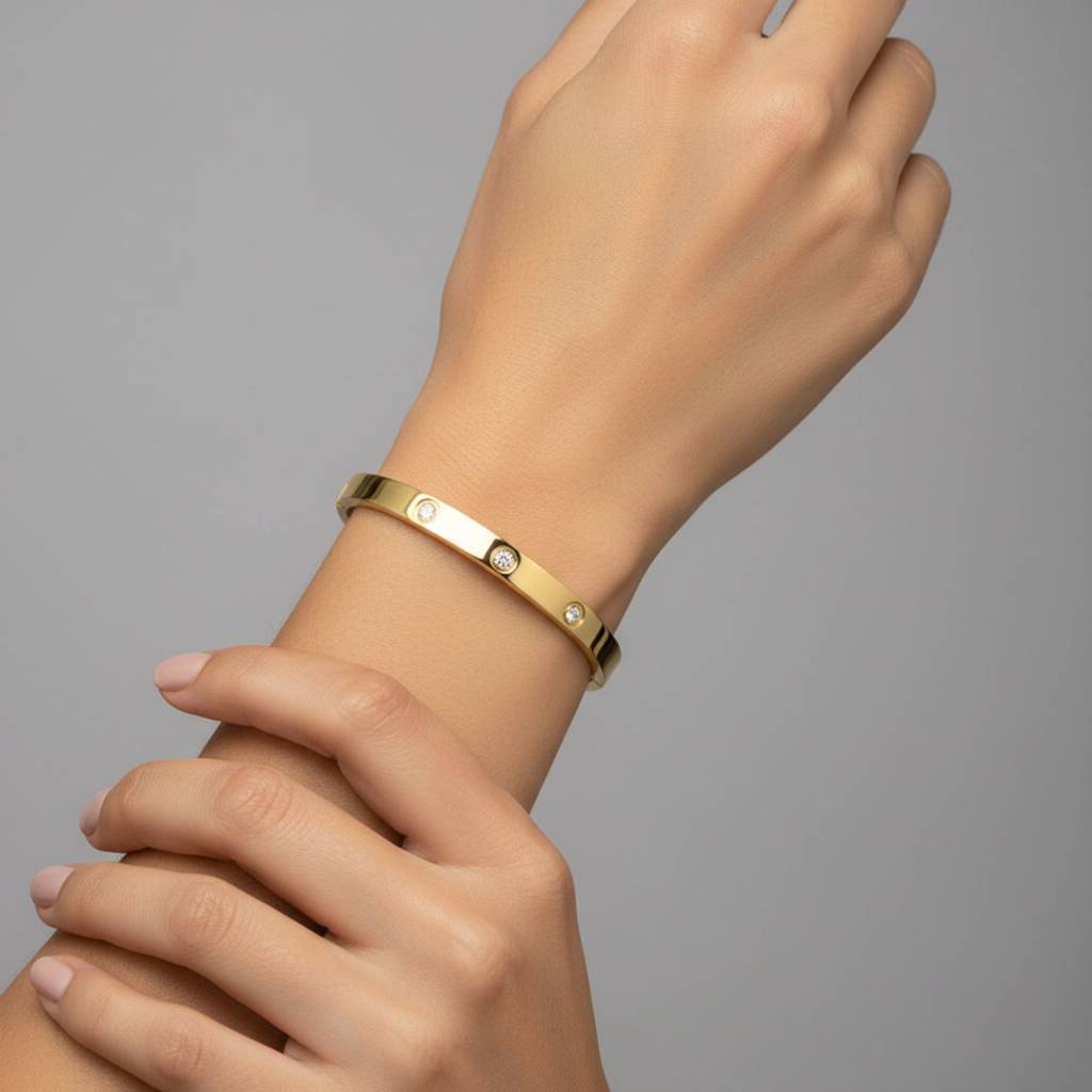 18K Gold Plated Bezel Cz Bangle Bracelet : RJFSBR32