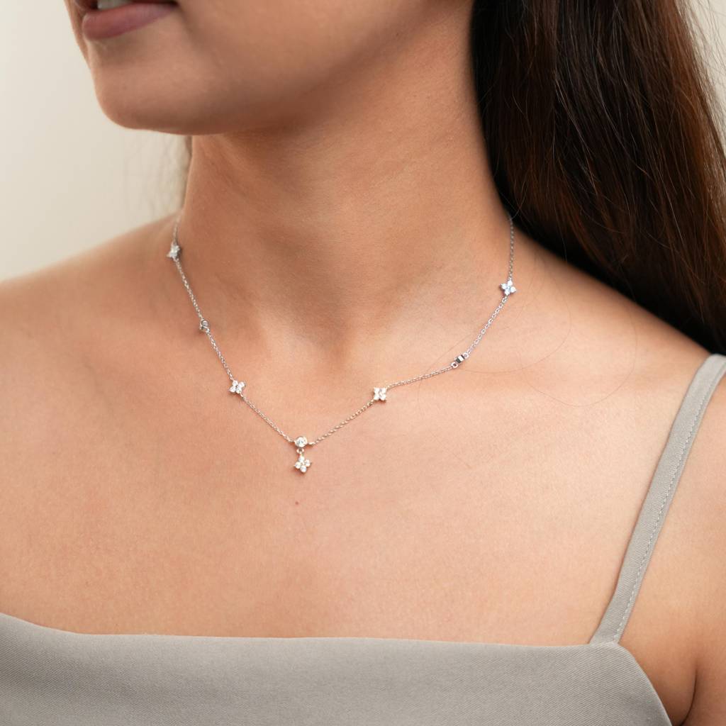 Tara -  Silver Pendant With Chain : 1001NK