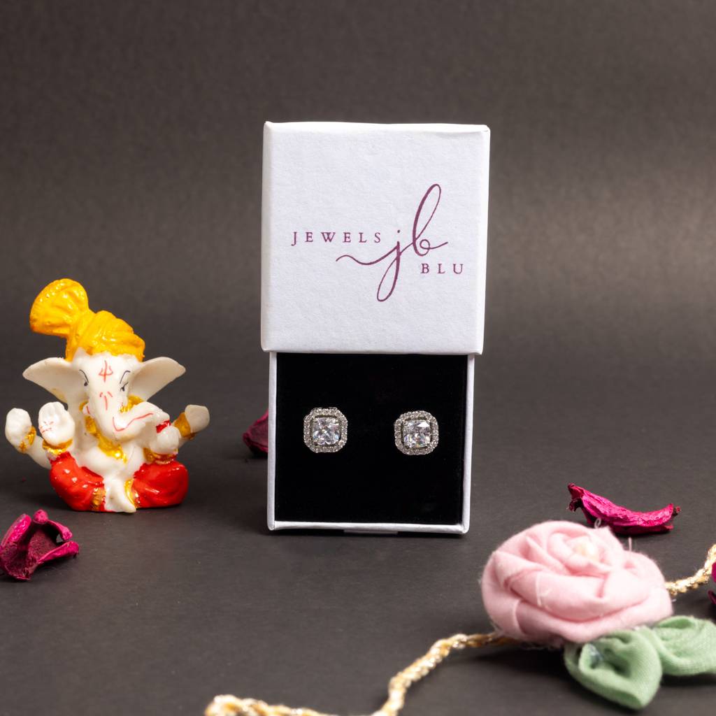 Cushion Cut Solitaire Anti Tarnish Everyday Studs : 100884