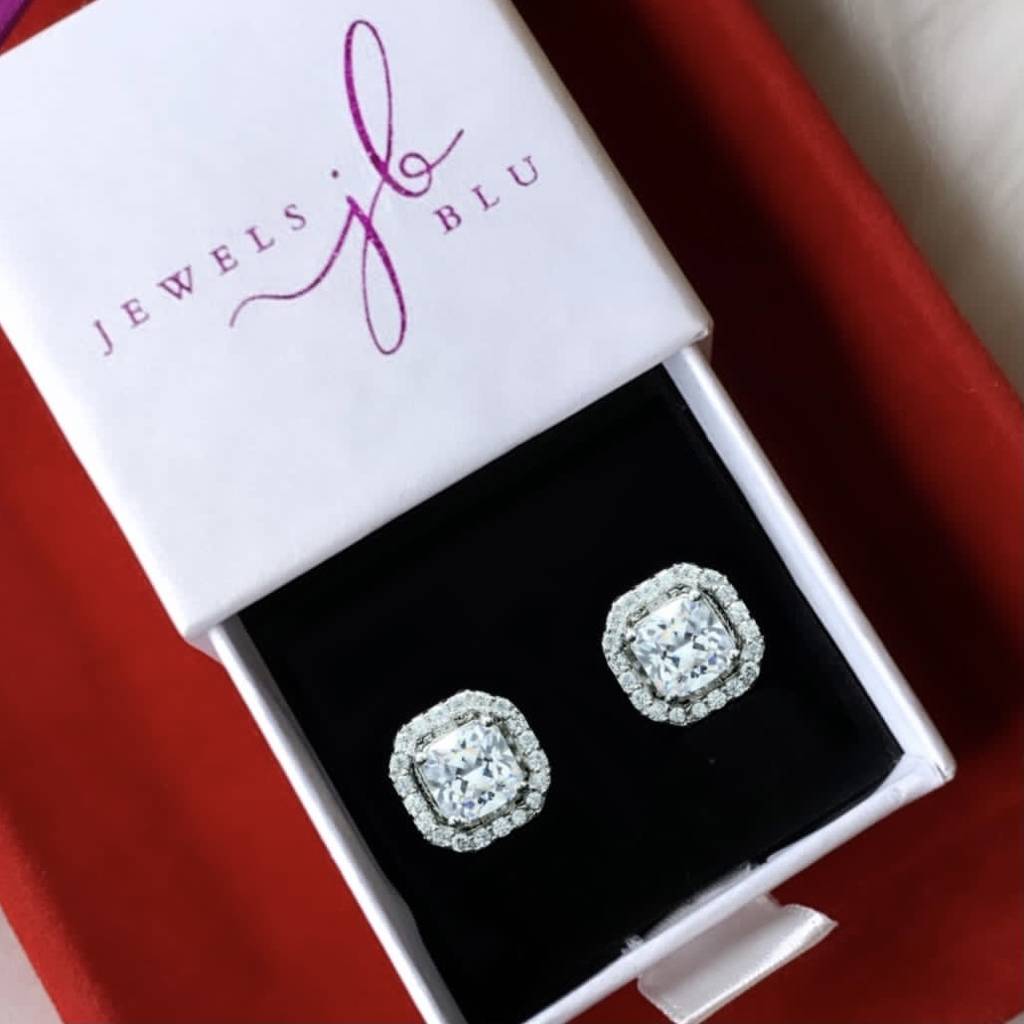 Cushion Cut Solitaire Anti Tarnish Everyday Studs : 100884