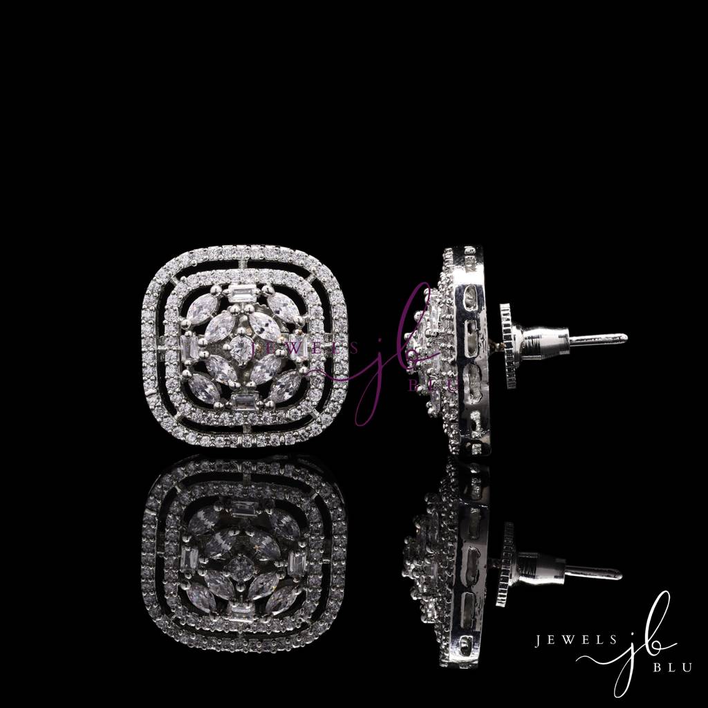 Lola American Diamond Studded Anti Tarnish Daily Wear Studs : 100887