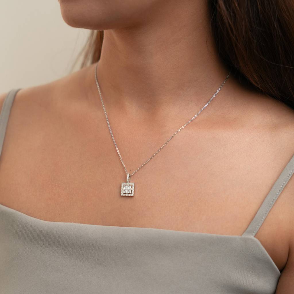 Hestia: 925 Sterling Silver Pendant With Chain For Women : 1008NK