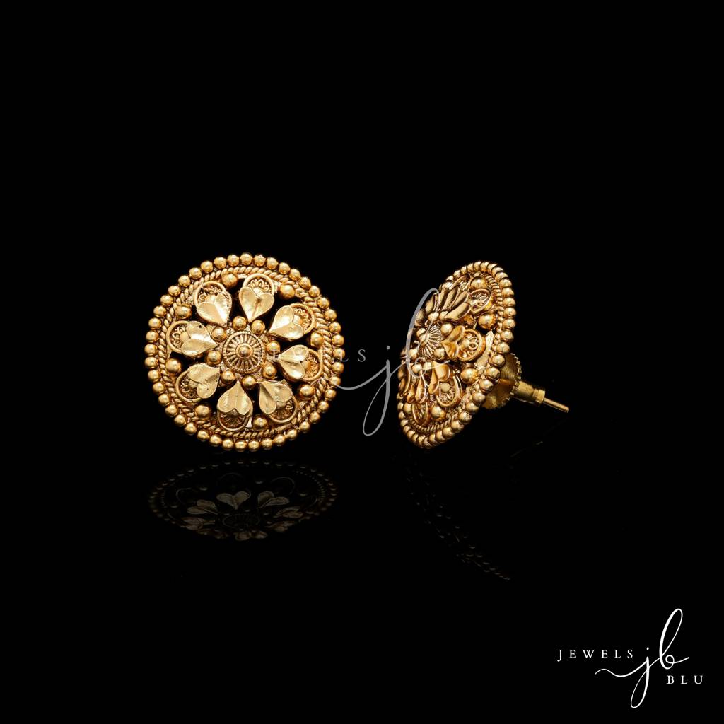 Festive Exclusive Gold Finish Chitra Classic Round Studs : 100934