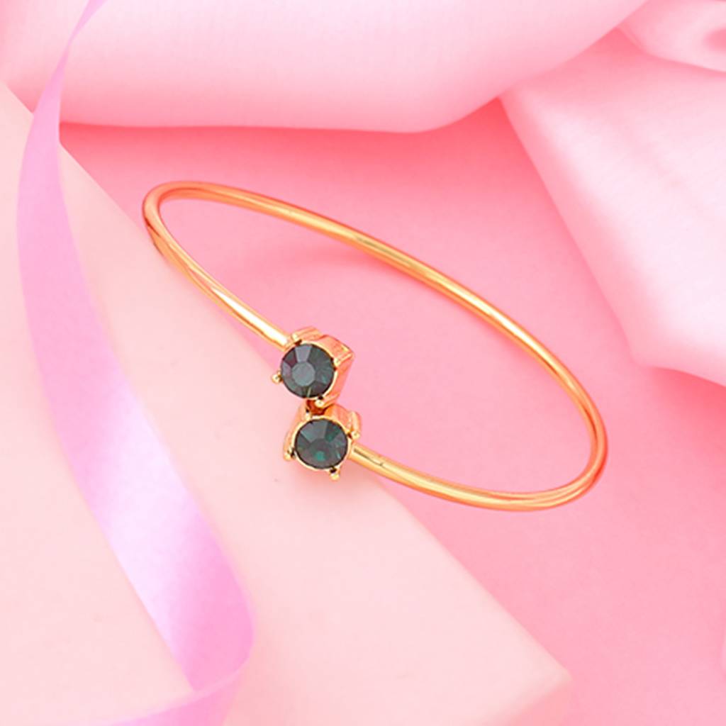 Estele Gold Plated Twinkle Bracelet With Green Stone For Women : 101554BR