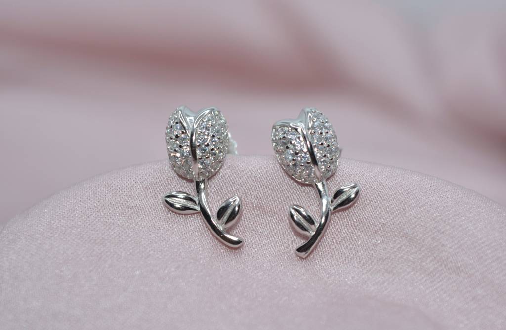 Radiant Rose Earring : 1026