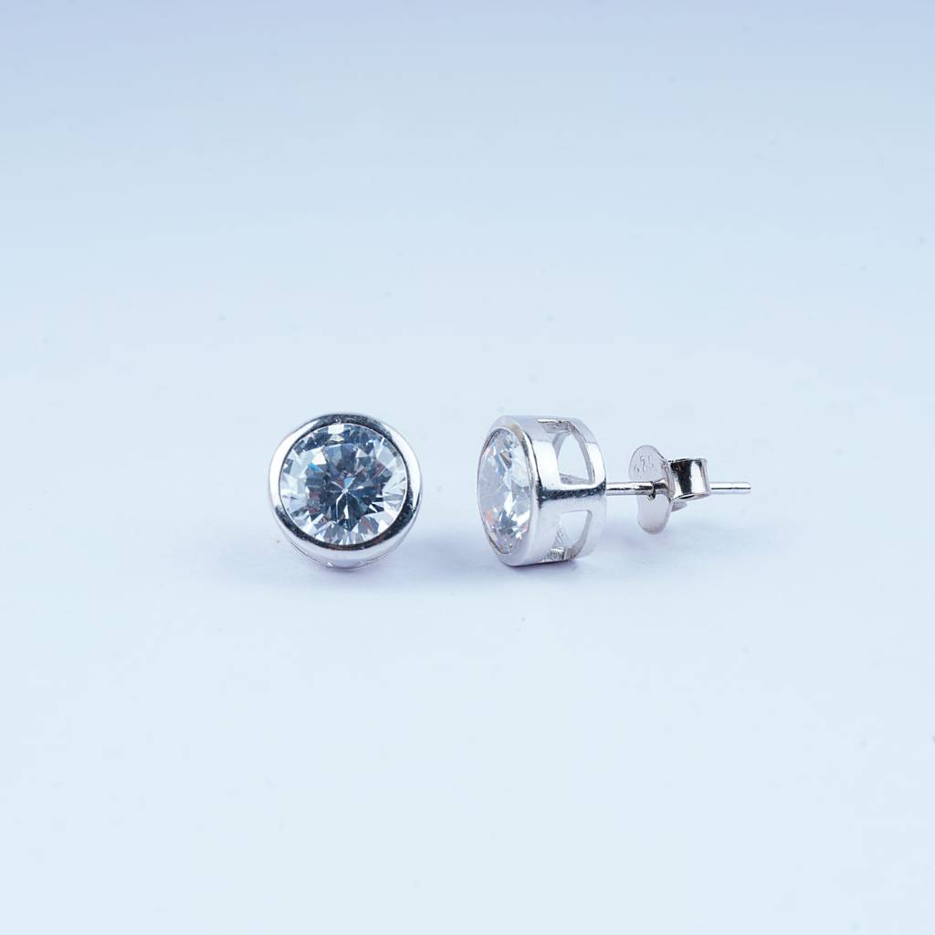 931 Pure Silver Decent Round Zircon Stud Earrings : TWP10195MM