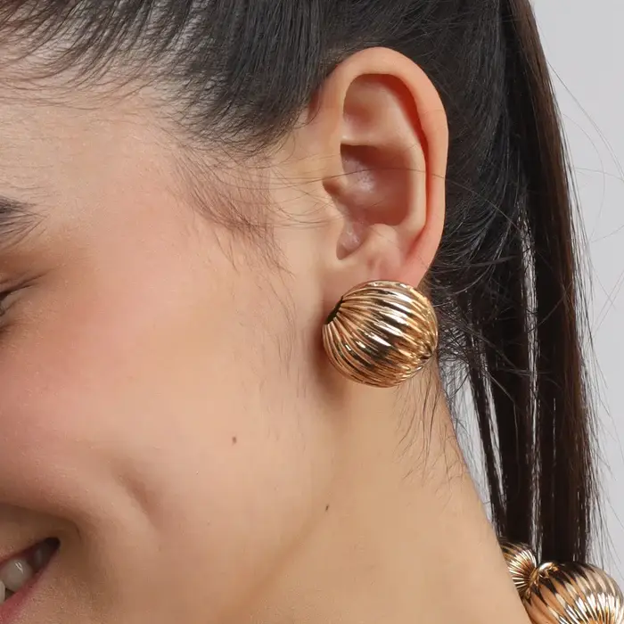 Tfc Big Vortex Gold Plated Stud Earrings : 10376
