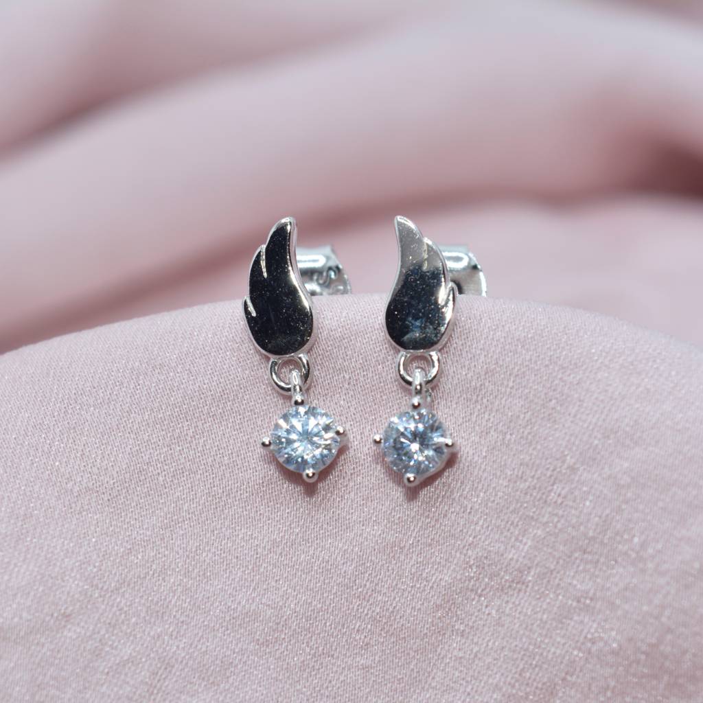 Angelic Wing Earring : 1064