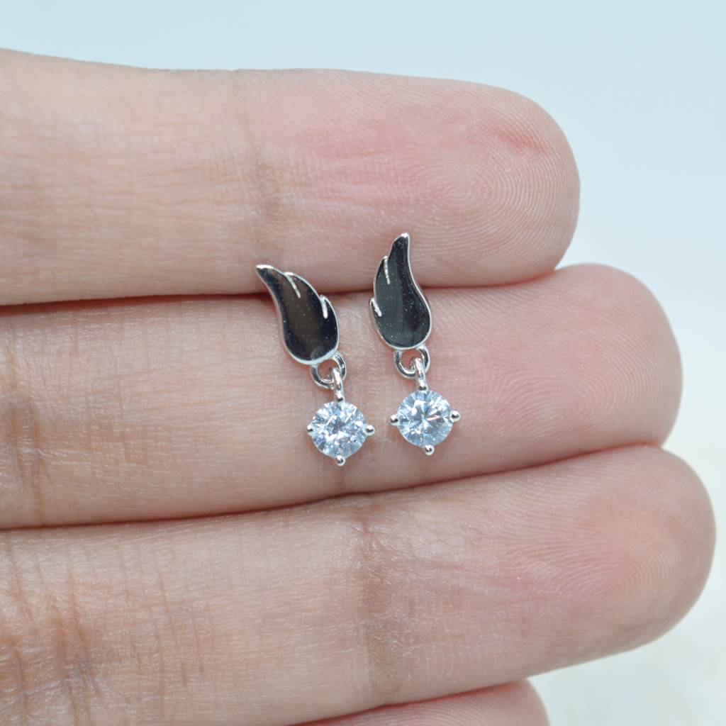 Angelic Wing Earring : 1064