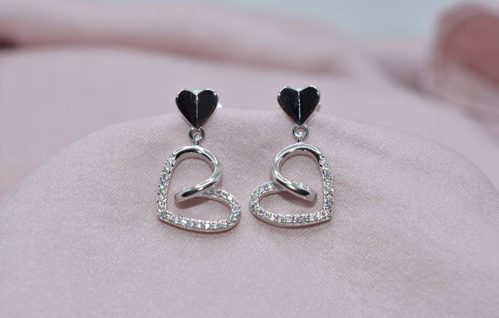 Shiny Spiral Heart Earring : 1076