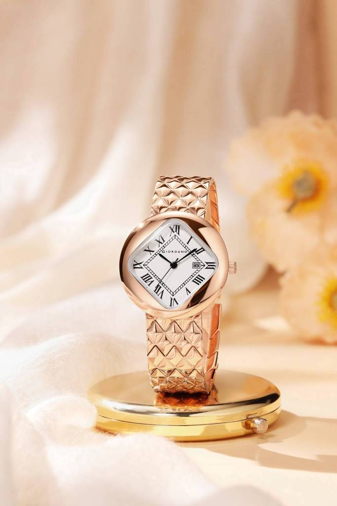 Giordano Elegant Analoge Watch For Women - Unique Rounded-Square Dial, Roman Numeral Dial, Date Display And Text : GZ-60121-22