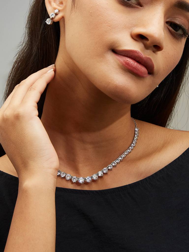 Cz Solitaire Silver Necklace Set. : YI24A0092N