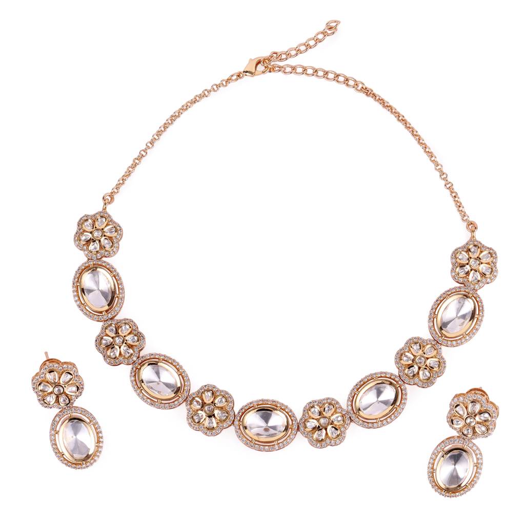 Charming Flower And Circle Shape Uncut Kundan Stone 18 Kt Gold Plated Brass Choker Necklace Set For Women And Girls : 10NS415