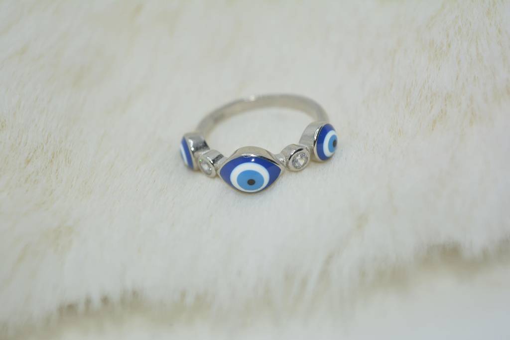 Sapphire Elegance: Blue Evil Eye Ring : 1116